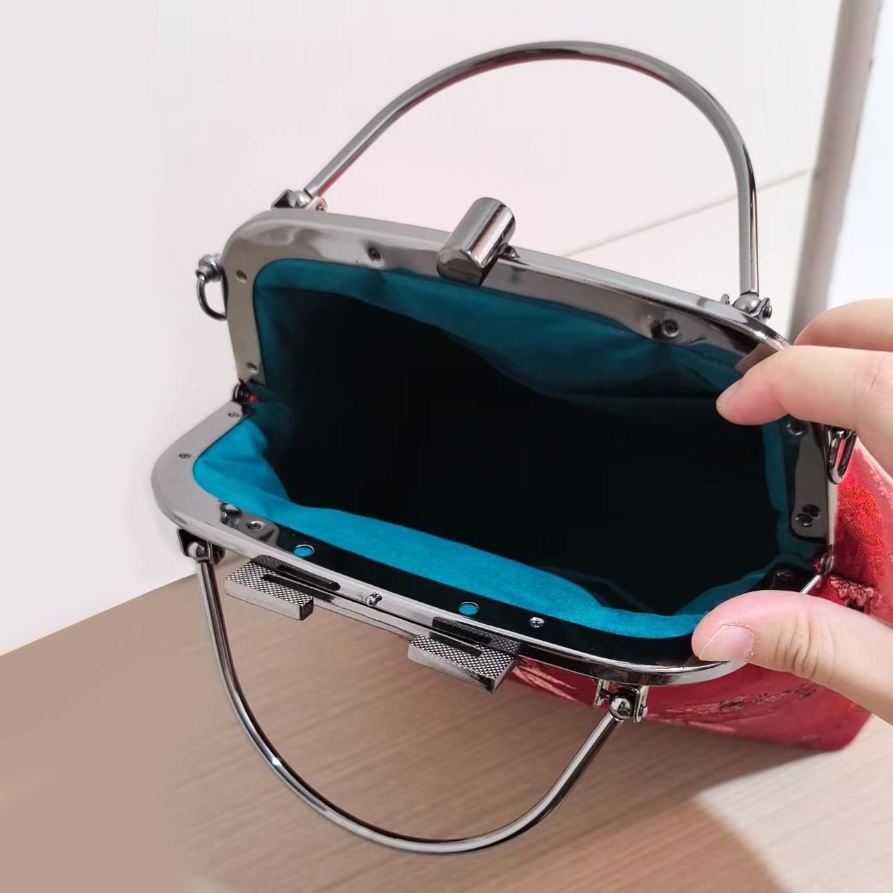 Chinese traditional handbag