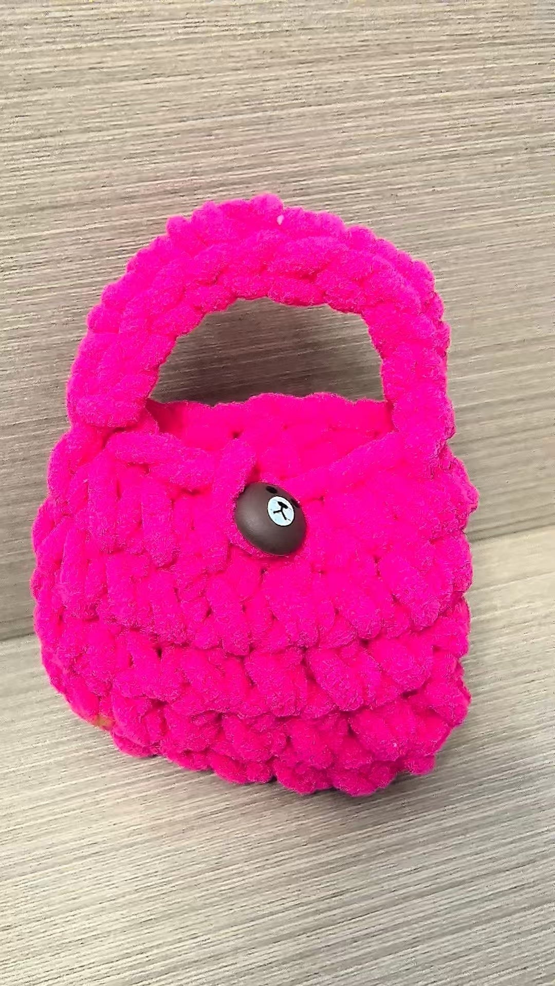 Crocheted earphone bag - Strawberry Bear