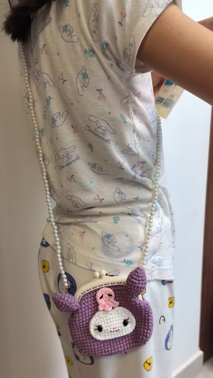 Crocheted card wallet - Kuromi