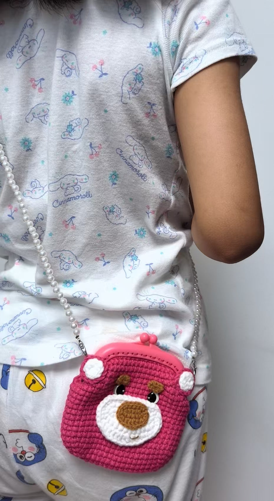 Crocheted card wallet - Strawberry Bear