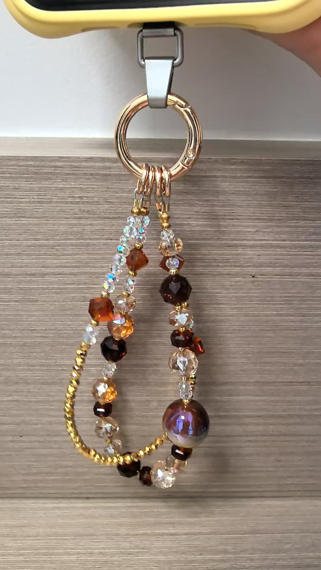 Hand-woven phone chain